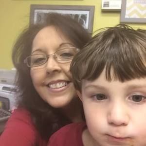 Meet your Posher, Lisa